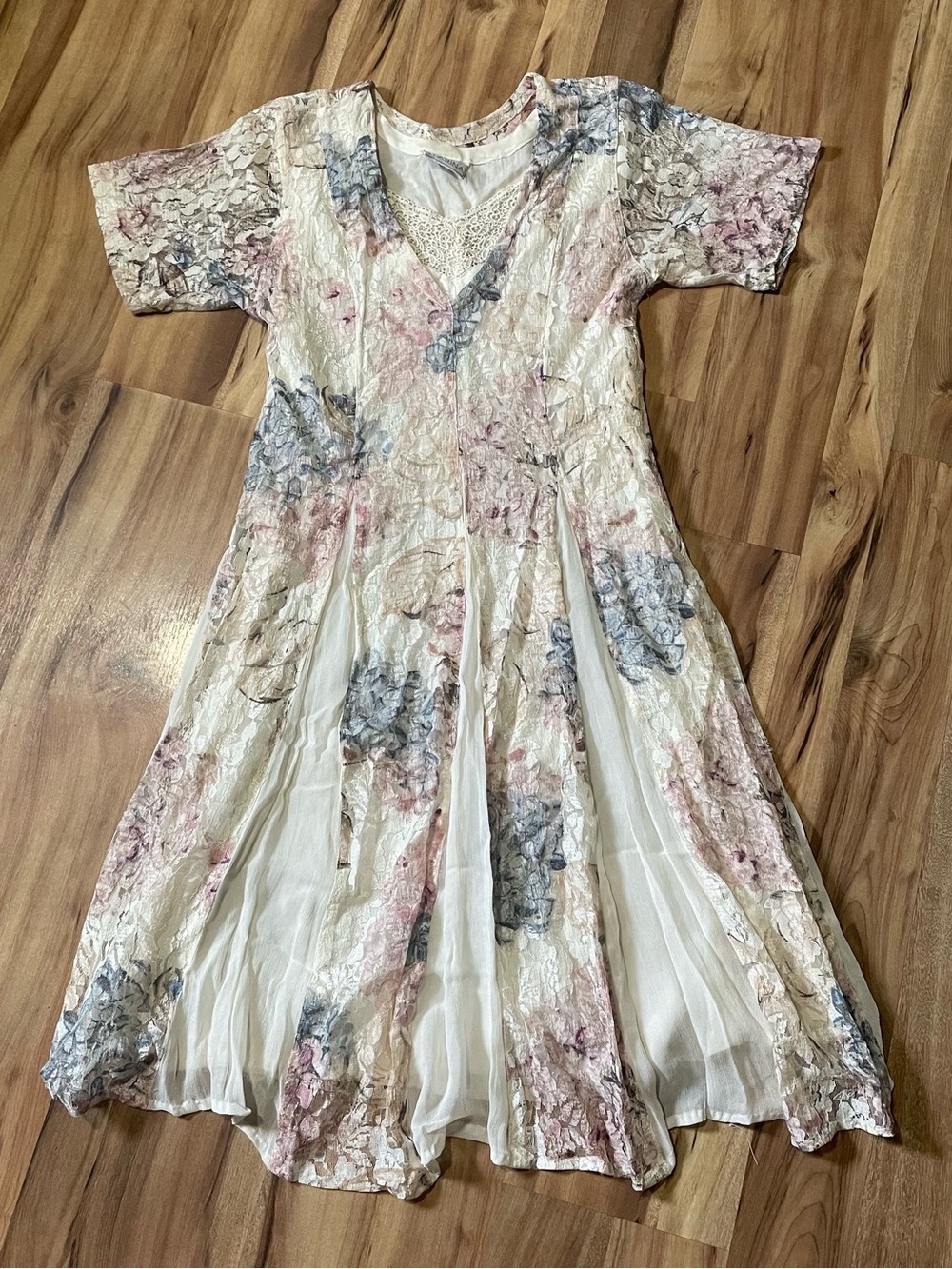 Vtg 90s Starina Pastel Floral Crinkle Lace Tea Length Dress Coquette Fairycore
